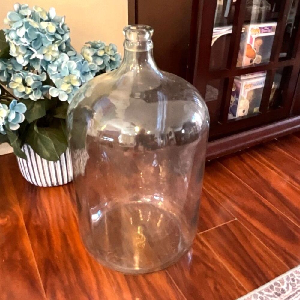 Vintage 6 gallon carboy glass bottle made in Mexico Excellent condition